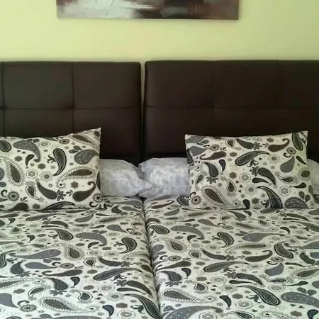 104591 - In Tias Apartment *